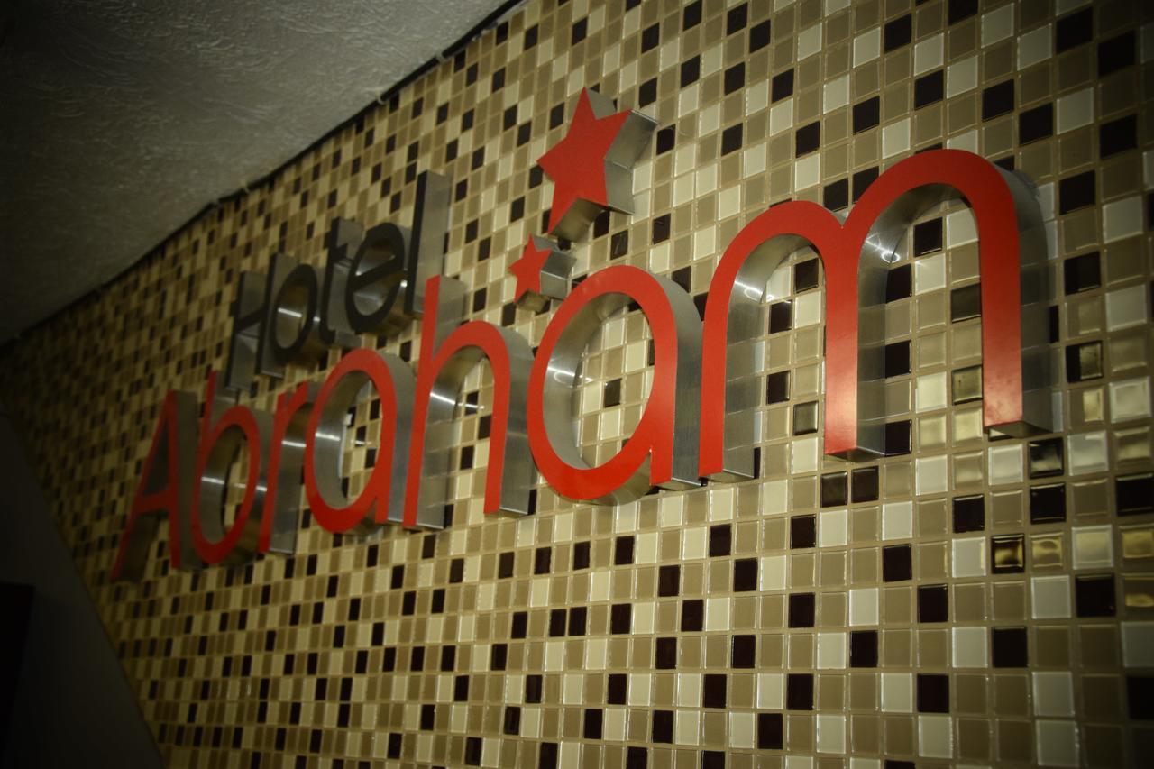 Hotel Abraham León Exterior foto